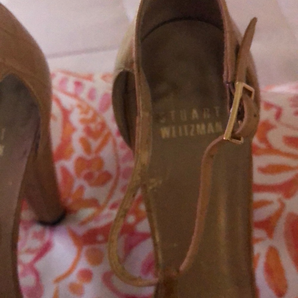 Heels - Picture 3 of 4